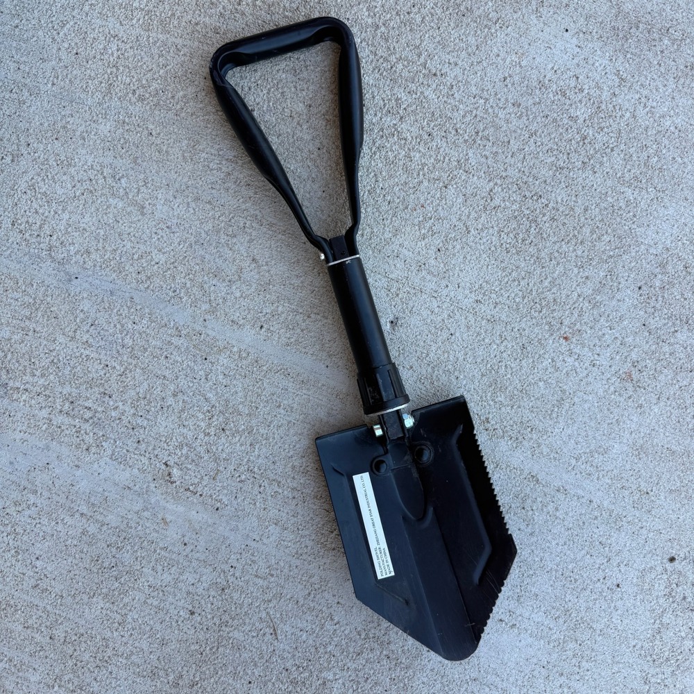 Zhejiang Great Star Black Metal Folding Shovel‎ Serrated Edge Entrenching Tool